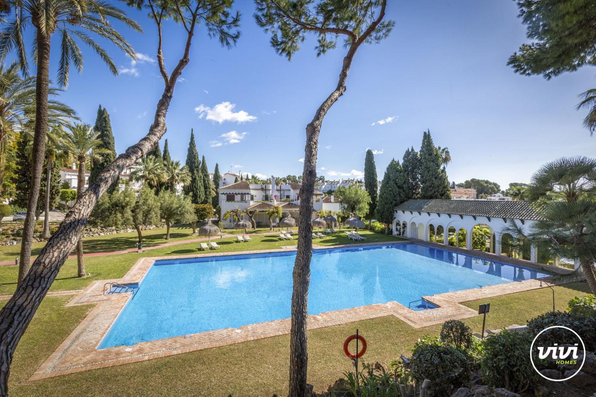 Vivi Homes - Casa Nobu Pool, Garden, Patio & Appartement *