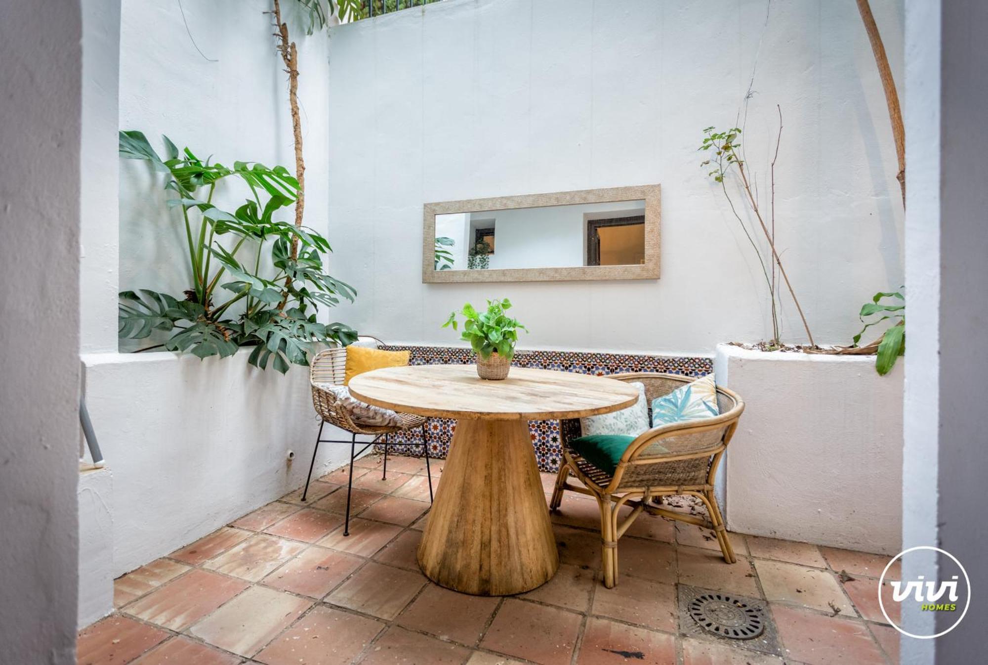 Apartment Vivi Homes - Casa Nobu Pool, Garden, Patio & Marbella